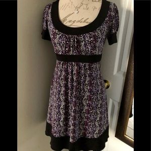 Cute EUC FLORAL DRESS!